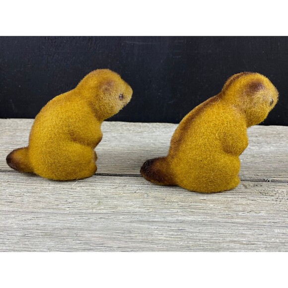 Vintage Flocked Chipmunks Set of 2 Naturecore Cottagecore Made in Hong Kong - Picture 4 of 10